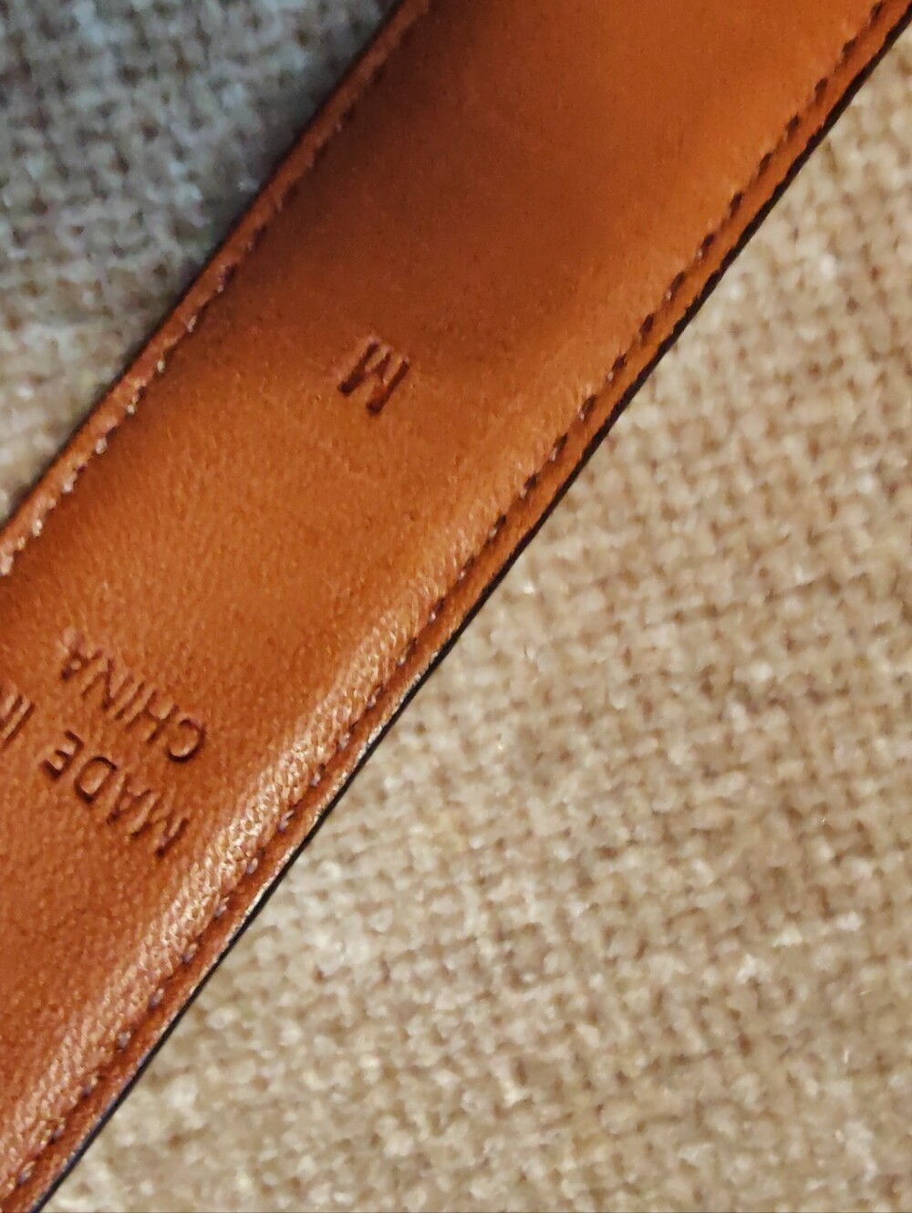 Ralph Lauren Croc-Embossed Leather Belt with Gold Buckle Marks RL 67, Size M - Picture 7 of 12